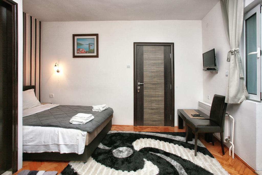 Apartments Obala - Katic 헤르섹 외부 사진
