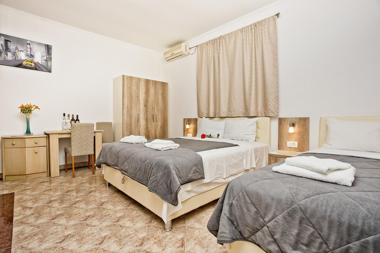 Apartments Obala - Katic 헤르섹 외부 사진